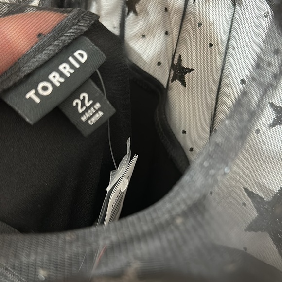 Torrid 4 AT THE KNEE STAR MESH SKATER DRESS - Picture 12 of 12